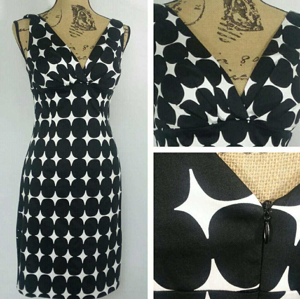 Black and white v-neck geometric pattern dress